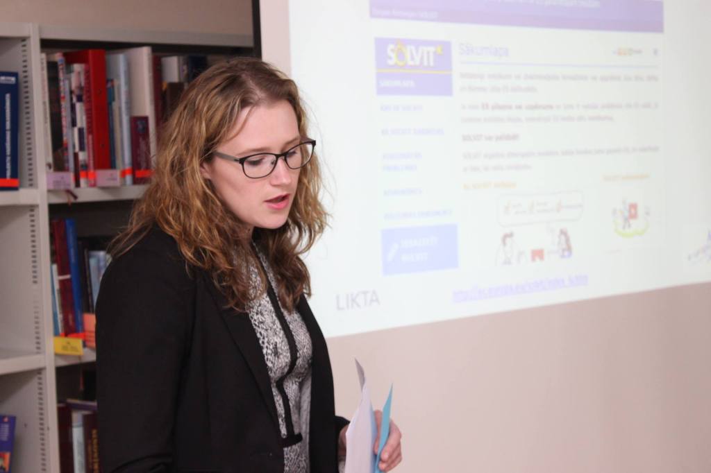 Presenting SOLVIT: a tool which by many Latvian participants was considered the best among European participation tools available. 